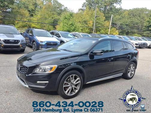 2016 Volvo V60 Cross Country T5