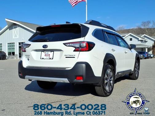 2025 Subaru Outback Touring XT