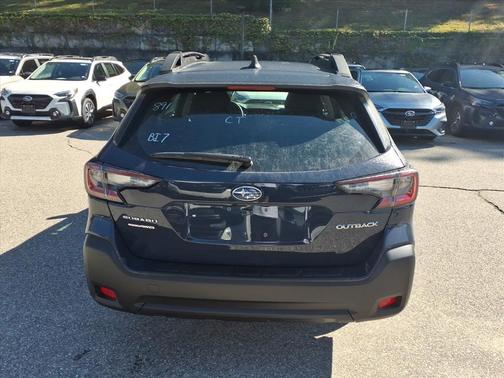 2025 Subaru Outback Base
