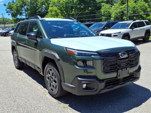Deep Emerald Green Pearl 2026 Subaru Outback Premium