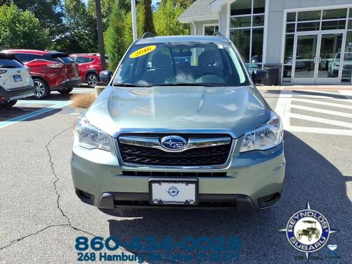 2016 Subaru Forester 2.5i