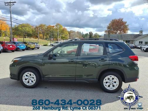 2023 Subaru Forester Base