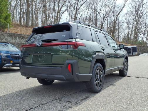 Deep Emerald Green Pearl 2026 Subaru Outback Limited