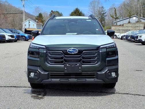 Deep Emerald Green Pearl 2026 Subaru Outback Limited