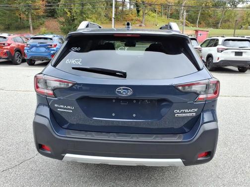 2025 Subaru Outback Touring XT