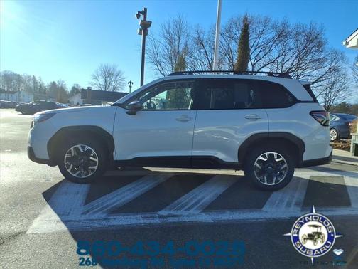 2025 Subaru Forester Premium