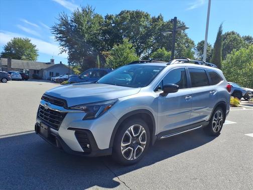 2025 Subaru Ascent Limited 8-Passenger