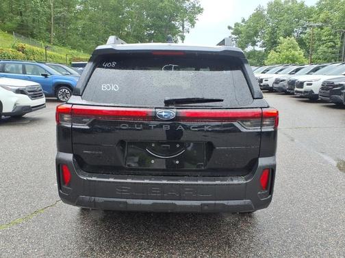 Crystal Black Silica 2026 Subaru Outback Touring XT