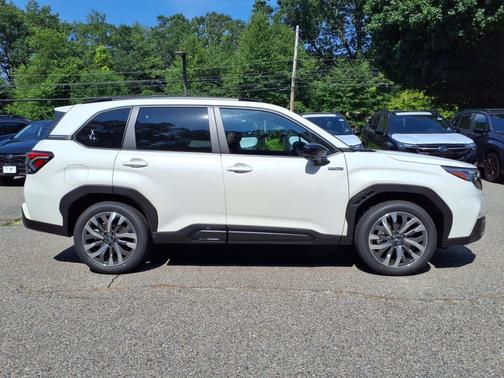 2025 Subaru Forester Hybrid Touring