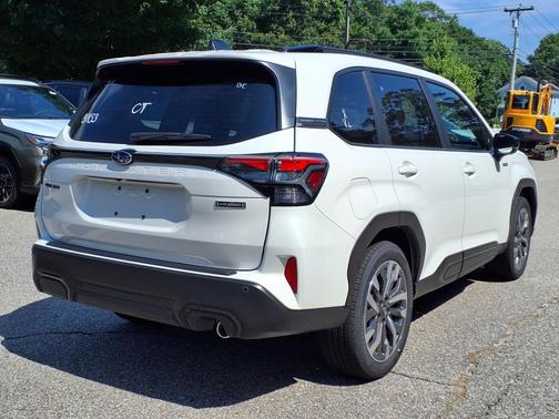 2025 Subaru Forester Hybrid Touring