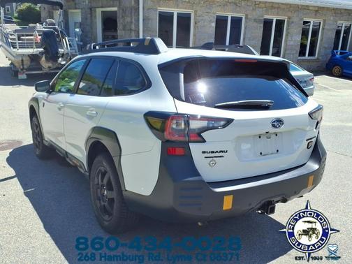 Crystal White Pearl Gray 2025 Subaru Outback Wilderness