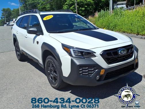 Crystal White Pearl Gray 2025 Subaru Outback Wilderness
