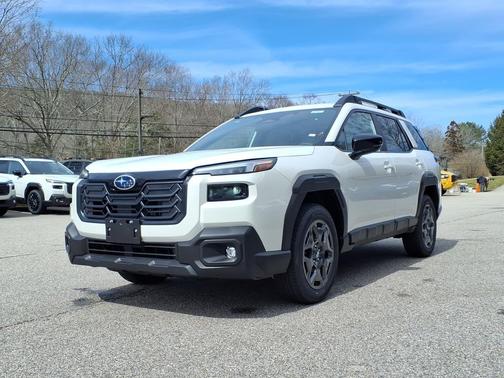 Crystal White Pearl 2026 Subaru Outback Premium