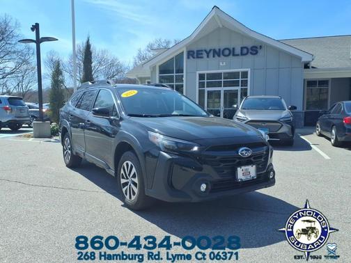 Crystal Black Silica 2023 Subaru Outback Premium