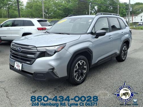 Ice Silver Metallic 2025 Subaru Forester Premium