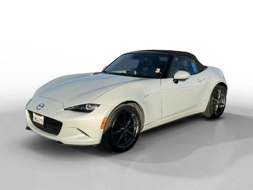 2016 Mazda MX-5 Miata Grand Touring