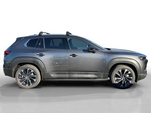 2025 Mazda CX-50 PLUS