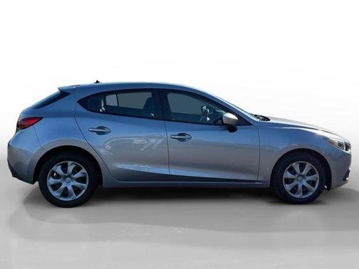 2016 Mazda Mazda3 i Sport
