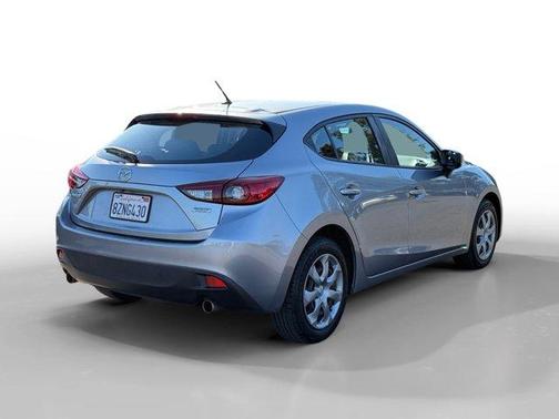 2016 Mazda Mazda3 i Sport