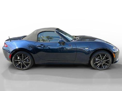 Deep Crystal Blue Mica 2026 Mazda MX-5 Miata GRAND TOURING