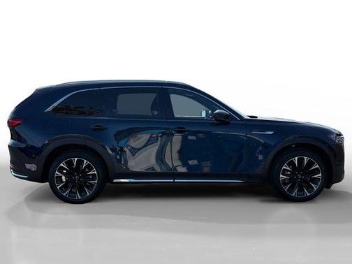 2024 Mazda CX-90 PHEV Premium Plus