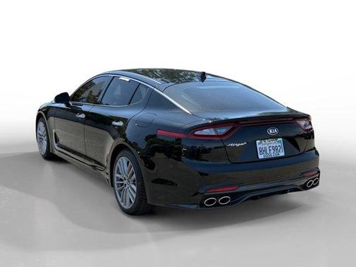 Aurora Black 2018 Kia Stinger Base