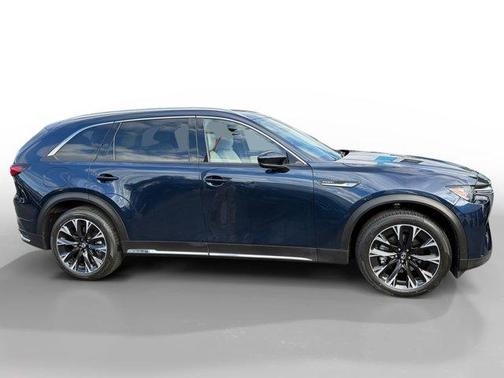 2024 Mazda CX-90 PHEV Premium Plus