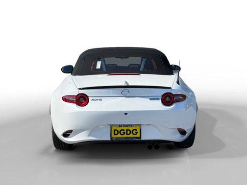 Snowflake White Pearl 2026 Mazda MX-5 Miata Club