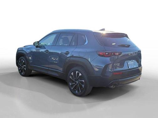 2025 Mazda CX-50 PLUS