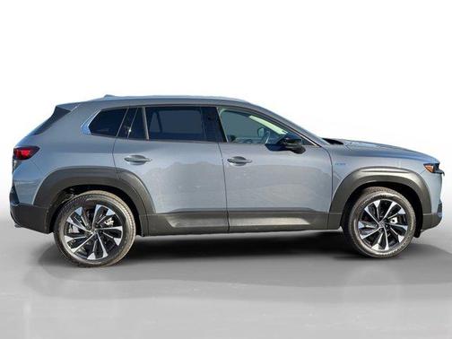 2025 Mazda CX-50 PLUS