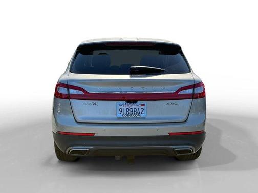 White Gold Metallic 2017 Lincoln MKX Select