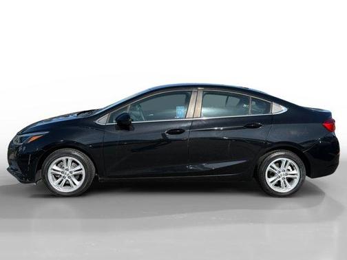 Black Metallic 2018 Chevrolet Cruze LT