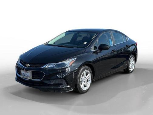 Black Metallic 2018 Chevrolet Cruze LT