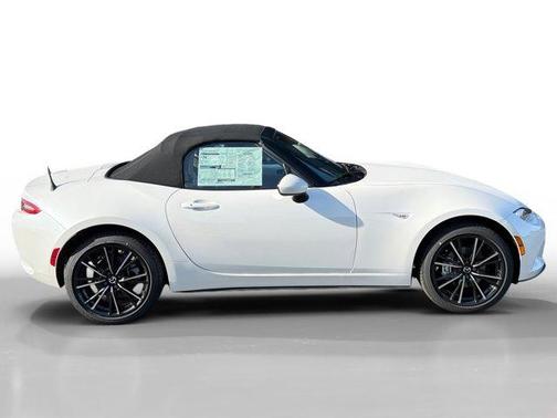 Snowflake White Pearl 2026 Mazda MX-5 Miata Grand Touring