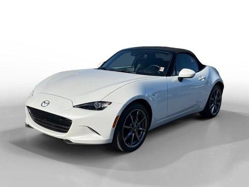 Snowflake White Pearl 2021 Mazda MX-5 Miata Grand Touring