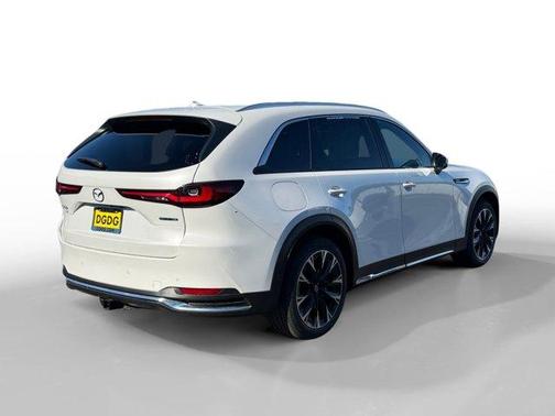 2024 Mazda CX-90 PHEV Premium Plus