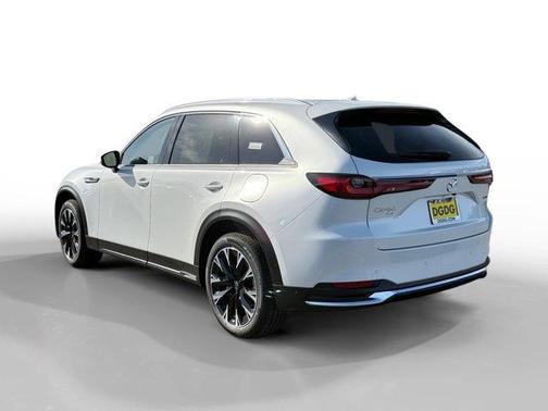 2026 Mazda CX-90 Premium Plus