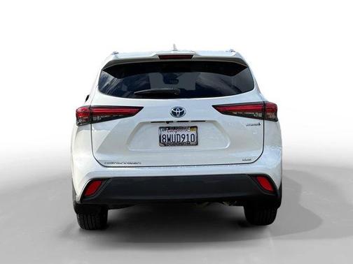 2021 Toyota Highlander Hybrid XLE