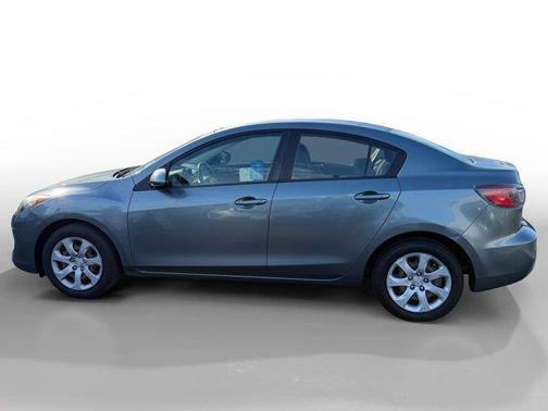 2013 Mazda Mazda3 i SV