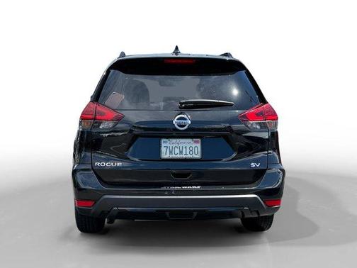Magnetic Black 2017 Nissan Rogue SV