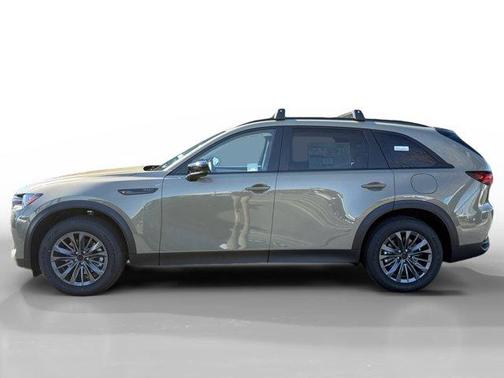 Zircon Sand Metallic 2026 Mazda CX-70 SCP