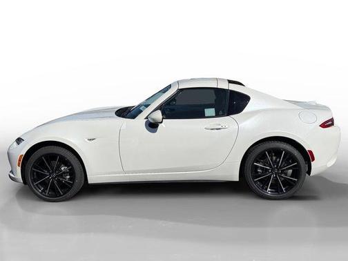 Snowflake White 2026 Mazda MX-5 Miata GRAND TOURING
