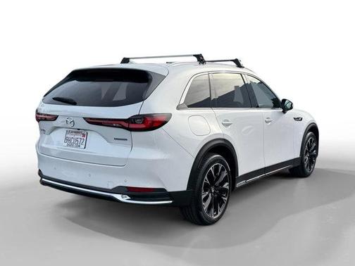 Rhodium White Metallic 2024 Mazda CX-90 Premium
