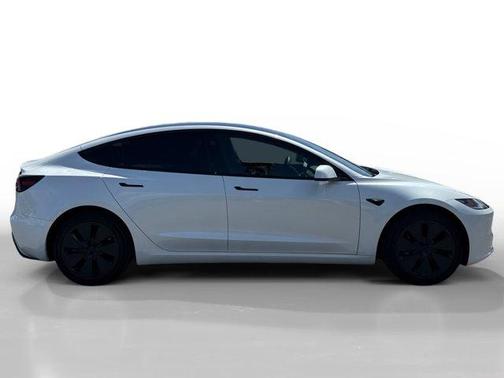 Pearl White Multi 2024 Tesla Model 3 Base