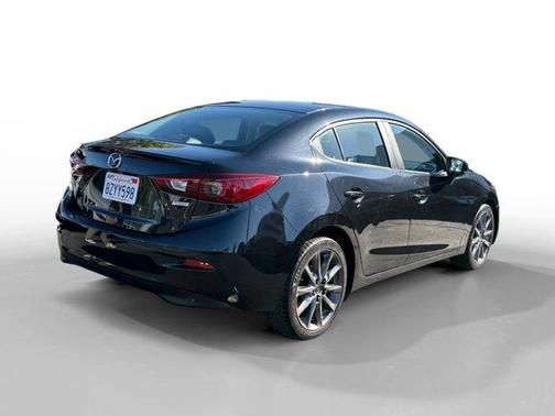 2018 Mazda Mazda3 Touring