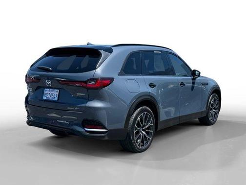 2025 Mazda CX-70 CX-70
