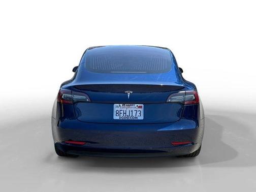 Deep Blue Metallic 2018 Tesla Model 3 Long Range