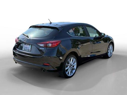 Jet Black Mica 2017 Mazda Mazda3 Touring