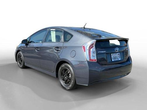 Winter Gray Metallic 2012 Toyota Prius Three