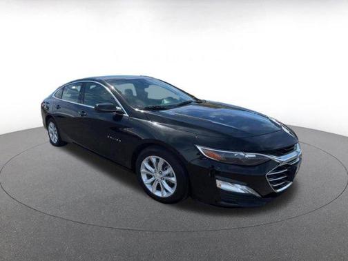 Mosaic Black Metallic 2024 Chevrolet Malibu FWD 1LT